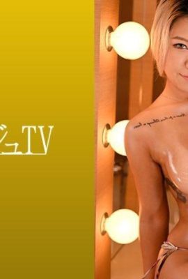 Anna အသက် 26 နှစ် အထည်စာရေး Luxu TV 1697 259LUXU-1712 (21P)