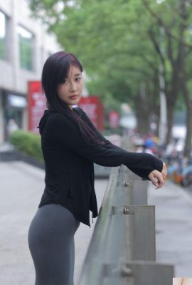 XiuRen သည် တရုတ်မော်ဒယ် Gu Chuchu ၏ ခြေထောက်ကြီးဖြင့် သီးသန့်ဓာတ်ပုံရိုက်သည့် full version 21 posts 7 (140P)
