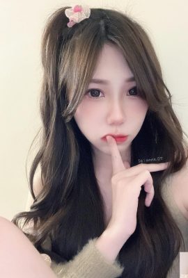 Hot girl “ Lin Jiejun”  ၏ ပန်းရောင်အသားအရည်သည် လူအများကို ကိုက်ခဲစေသည် (10P)