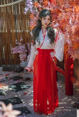 Coser@Xia Xiao Qiu Qiu Qiu (夏小秋秋秋) – Tangchi Witch (53P)