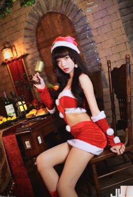 (မော်ဒယ်ဓာတ်ပုံ) 2017 ခရစ္စမတ်မိန်းကလေး Kitty Christmas Tavern (17P)