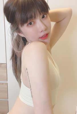 ရင်သားလှလှ hottie “ Xia Hanzhi Xiaozhi”  သည် သန်မာသည်။ လှည့်စားခြင်းက လူတွေကို စိတ်လှုပ်ရှားစေတယ်။  (10P)