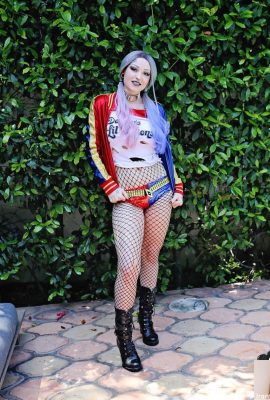 (Suicide GirlsBambifx – Quinny Dip