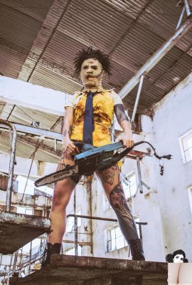 (Suicide Girls) စက်တင်ဘာ 27 ရက်၊ 2023 – Svetlanna – Texas Chainsaw Massacre (50P)