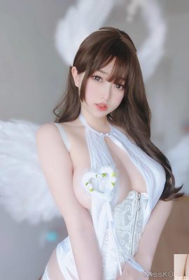 Coser@女主K eroge နတ်သမီး (100P)