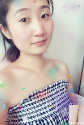 လှပသော Liangjia သည် သီးသန့်ထဲတွင် ယခင်ကကဲ့သို့ sexy ဖြစ်သည် (31P)