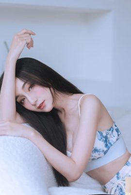 Sexy မော်ဒယ် “ Joeni”  ၏ ဆွဲဆောင်မှုရှိသော အသွင်အပြင်သည် စိတ်အားထက်သန်ပြီး ထိန်းထားခြင်းမရှိသော (10P)