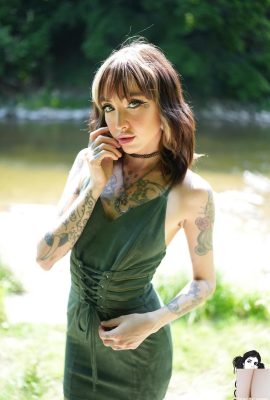 (Suicide Girls) ဒီဇင်ဘာ 12 ရက်၊ 2024 – Lovesick – Forest Eyes (41P)