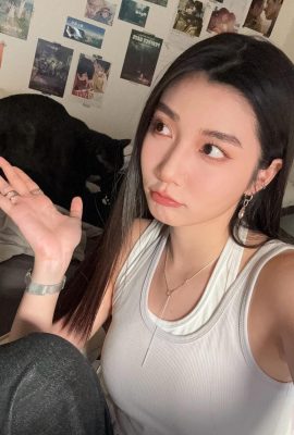 ချိုမြိန်ခြင်း “ Chen Yijia_Sabrina”  သည်စင်ကြယ်ပြီးနူးညံ့သိမ်မွေ့သောမျက်နှာအသွင်အပြင်များ (15p)