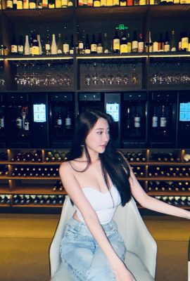 ဆိုးသွမ်းသောလှပသောရင်သား “ Pa Poiplei”  Sexy နှင့်စပ်သောဓာတ်ပုံများသည်လူများအားချစ်ခြင်းမေတ္တာ၌ကျလိမ့်မည် (22P)