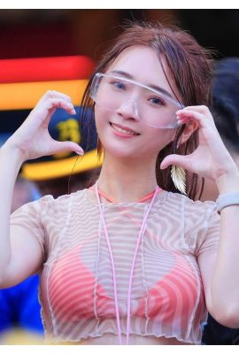 ချစ်စရာကောင်းသော CURVE “ Qiu Yan”  သည်အင်တာနက်နာမည်ကိုအနိုင်ရရှိခဲ့သည် (22P)