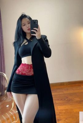 ခန္ဓာကိုယ်အချိုးအစား “ Qiao Niuqianutt”  လက်မှတ်အပြုံးသည်အလွန်ချိုမြိန်ပြီးသွေးဆောင်မှု (23 နာရီ)