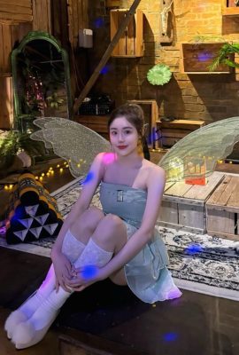 “ ဟွာဟပ်”  Fair Fair Fair သည် Super Eye Catching ဖြစ်ပြီးနက်ရှိုင်းသော V သည် Super Tierce ဖြစ်ပြီးခန္ဓာကိုယ်အားလုံးနှင့်ထိတွေ့ခြင်း (21P)