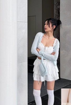 “ Peggy”  ကျက်သရေသည်နဖူး (10P)