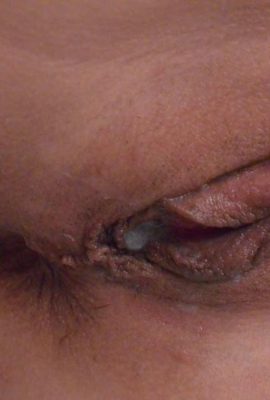 ဆံပင်ရှည်နှင့် Macho ချစ်မြတ်နိုးသောဇနီးမောင်နှံသည်သူမရှေ့တွင်သူမအတွက်သူမကိုလှည့်စားခဲ့သည်။ (48p)