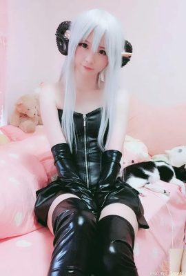 (မိုက်မဲသော) နည်းနည်းမတရားဝိညာဉ်မလေး wear! (56 ပေါင်)