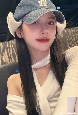 စူပါလှပသောရင်သားကင်ဆာပုံသဏ္ဌာန် “ Xiao Zhixuan”  Xiao Zhixuan “ ထူးခြားသည့်ကျက်သရေမရပ်တန့်နိုင်သော (10p)