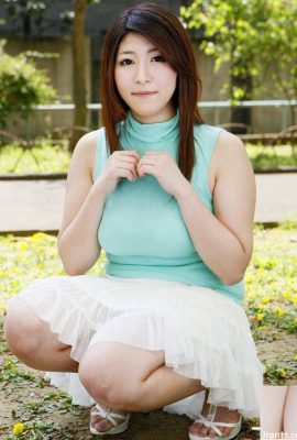 Araki Rina (Big Nonia No.9 “ )