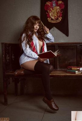 (kalinka fox) hermione granger (40p)