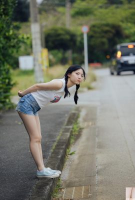 Yura Yura ၏ပထမဆုံးဓာတ်ပုံစုဆောင်းမှု “ Yura Doki! '(103p)