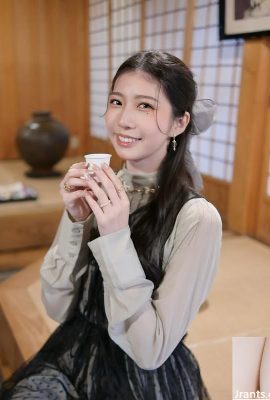 ချိုမြိန်မိန်းကလေး “ Long Liwei”  သည်ပြီးပြည့်စုံသောပုံနှင့်အားနည်းချက်မဲ့မှုမရှိခြင်း (10P)