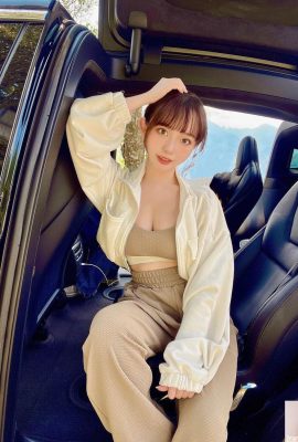 ချိုသောမိန်းကလေး “ Zhan Zhuzhu”  သည်မာနထောင်လွှား။ ဆွဲဆောင်မှုရှိပြီးလူများကိုချက်ချင်း (10 နာရီ) တွင်လူများကိုချက်ချင်းလုပ်သည်။