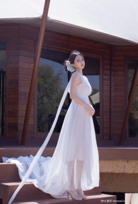 Caviar ငါးသဲကန္တာရပန်းပွင့် (50p)