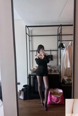 “ Zheng Ruyu”  ၏ပုံကိုပုံကောင်းမချနိုင်ပါ။