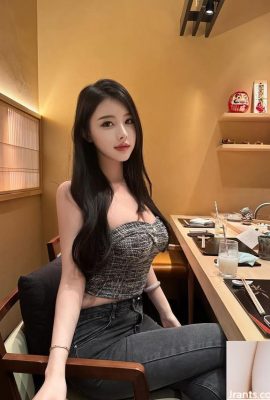 “ Sooxiiy”  ​​ချိုမြိန်ပြီး seductive little demon (11p)