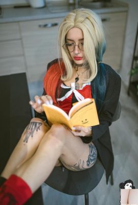 (Suicide Girls) ဇွန် 21, 2025 – Catfois – သင်ဘယ်လိုခံစားစေသလဲ (48p)
