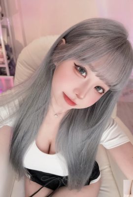 “ Wang Yiqi”  Wang Yiqi “ အကန့်အသတ်မဲ့ခန္ဓာကိုယ်က (10 နာရီ)