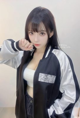 “ 佞佞 Ning”  ၏လှပသောပုံသည်တောက်ပနေသည်။ အလွန်ပူသည် (10p) (10p)