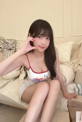 လျစ်လျူရှုမရနိုင်သော Plump Curves ၏ 0 တ်ထုသည် 0 တ်ထုသည် (10p)