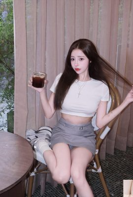 “ Mengmeng Dong Mengzhu”  ဟာရင်သပ်ရှုမောဖွယ်ကောင်းလောက်အောင်ပါ 0 င်ပြီးမကောင်းတဲ့ရှုထောင့်ကနေမြင်နိုင်တယ်။