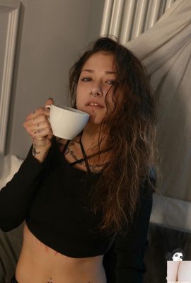 (Suicide Girls) ဇူလိုင်လ 225, 2025 – StreeGatTo – ယခုနှစ်နောက်ဆုံးနွေးထွေးမှု (42p)