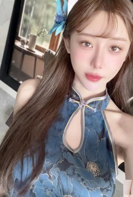 “ Tutu 22”  သည်ပူပြင်းသည့်လိုင်းများနှင့်ပုံသဏ္ဌာန်ဖြစ်သည့်အရောင်အသွေးစုံလင်သောလိုင်းတစ်ခုရှိသည် (10p)