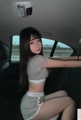 လှပသောမျက်နှာသည် Netizens ကိုသူတို့မခံရပ်နိုင်ဟုကြွေးကြော်စေသည် (10p)