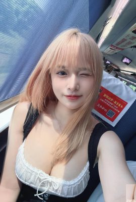 “ နိူင်နွားသမီး”  သည်အကောင်းဆုံးလှပသောရင်သားနှင့်ခန္ဓာကိုယ်ခါးဆစ်များ (10 နာရီ) ရှိသည်။