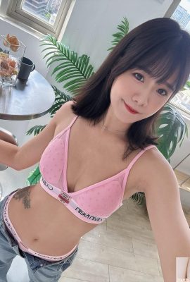 “ Xi XI”  သည်ယခုအချိန်တွင်ယခုအချိန်တွင်ကြည့်ရှုပြီးကျွန်ုပ်မကိုင်နိုင်ကြောင်းပြင်းထန်သောကိန်းဂဏန်းတစ်ခုရှိသည် (10p)