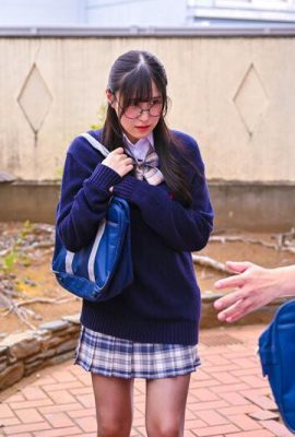 Hibiki Amemiya – လှပသောမျက်မှန်များရှိသည့်လှပသောရင်သားကင်ဆာနေသောအမျိုးသမီးသည်သူမ၏ညီငယ် Hibiki Amamiya (21P) အတွက်မှားယွင်းသောညစ်ညမ်းသောအမျိုးသမီးတစ် ဦး ဖြစ်သည်။